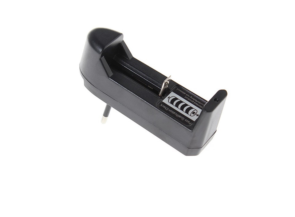 Single Li-Ion Batteries Charger